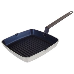 Vogue Square Non Stick Ribbed Skillet Pan 240mm
